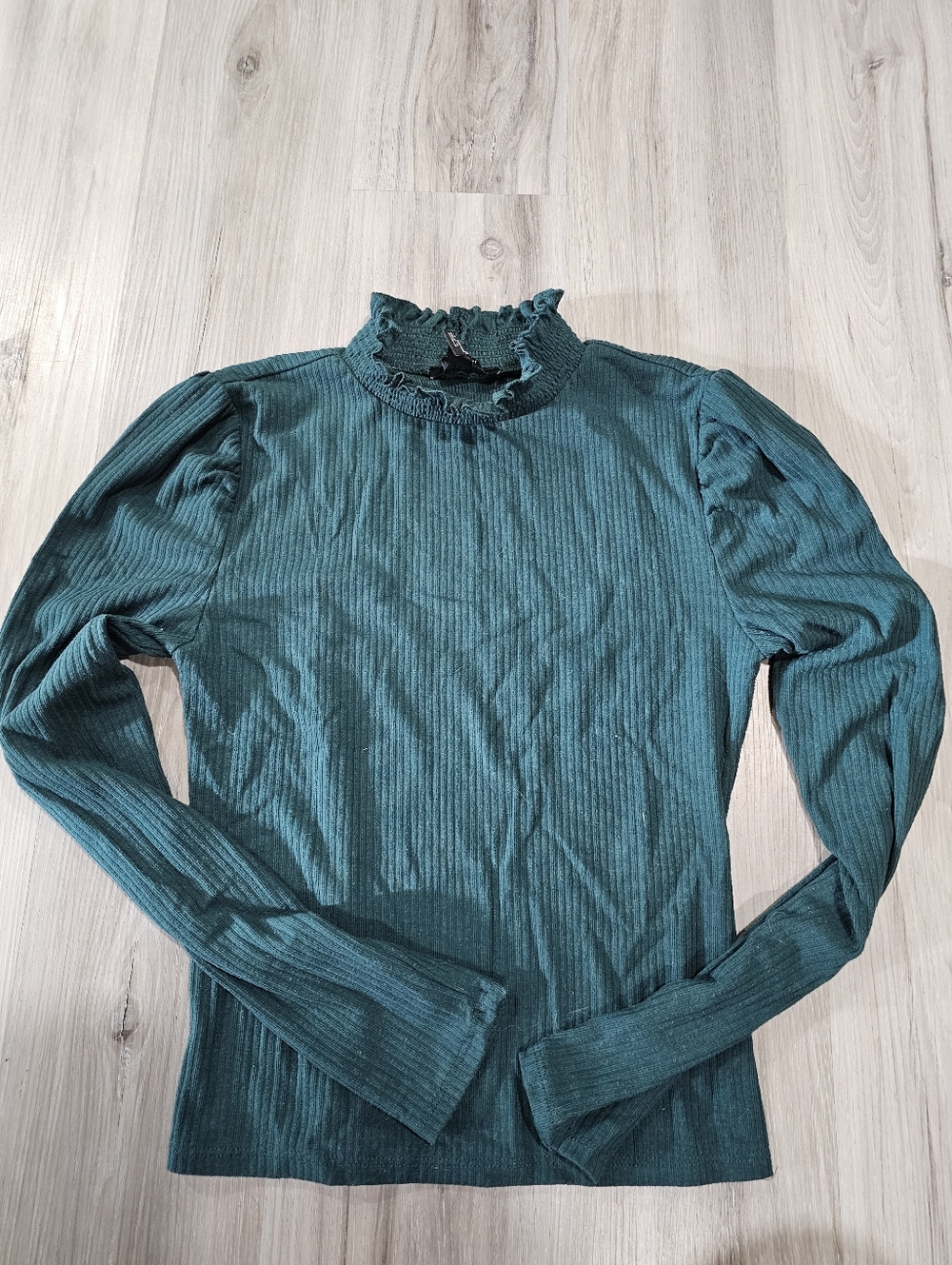 Forever 21 Teal Green Puffy Shoulder Smocked Neck Top